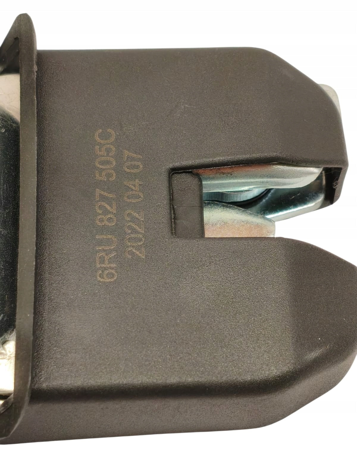 ZAMEK BAGAŻNIKA KLAPY TYŁ VW POLO 6R 6C 6RU827505C POKRYWY TYLNEJ