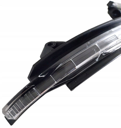 AUDI A3 8P A4 B8 KIERUNKOWSKAZ MIGACZ LUSTERKA PRAWY 8K0949102