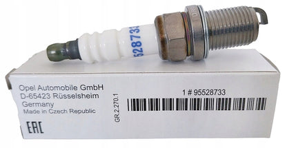 ORYGINALNE ŚWIECE ZAPŁONOWE OPEL GM 1.4 95528733 / 55576026 / 55585517