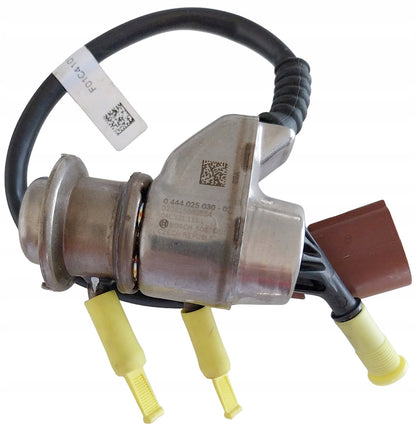 WTRYSKIWACZ AdBlue 04L131113L 2.0TDI VW ORYGINAŁ ASO ZAWÓR WTRYSK