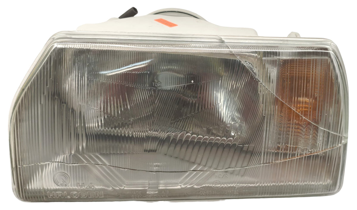 LAMPA REFLEKTOR LEWY LEWA SKODA FAVORIT FAWORIT PRZÓD PRZEDNIA CZECHY ORYG