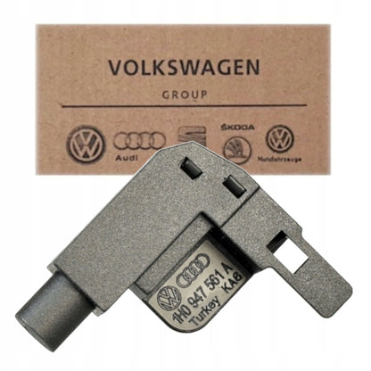 1H0947561A CZUJNIK WŁĄCZNIK HAMULCA RĘCZNEGO VW PASSAT B5 B5FL AMAROK T5