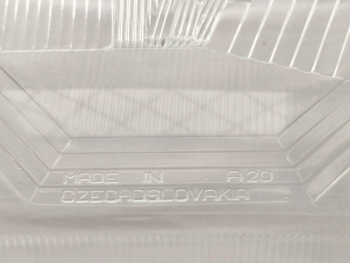 SZKŁO KLOSZ LAMPY REFLEKTORA LEWE SKODA FAVORIT FAWORIT 115920201 NOWE