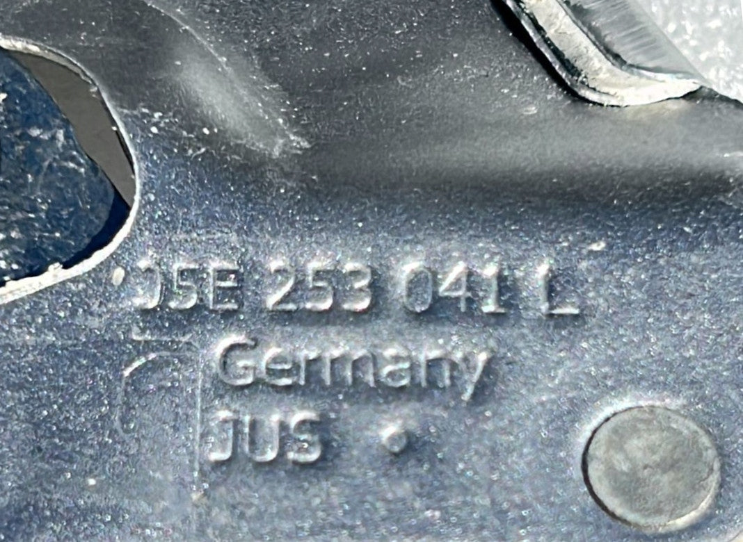 BLACHA OSŁONOWA AUDI SEAT VW 1.5 TFSI 05E253041L