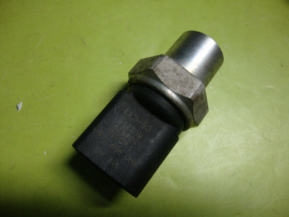 CZUJNIK CIŚNIENIA KLIMATYZACJI AUDI A4 B8 A5 A7 A8
