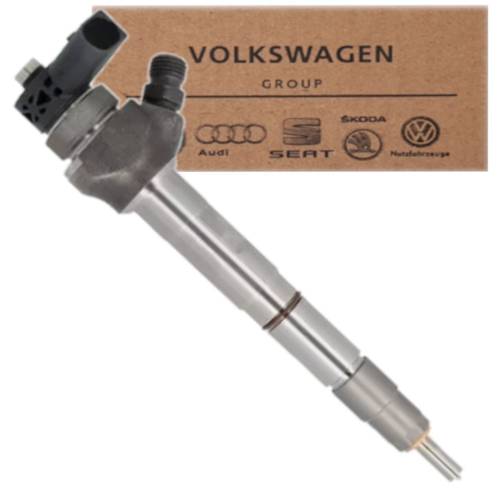 AUDI A3 8V LEON III 2.0 TDI CUN CUNA WTRYSKIWACZ PALIWA 04L130277AE