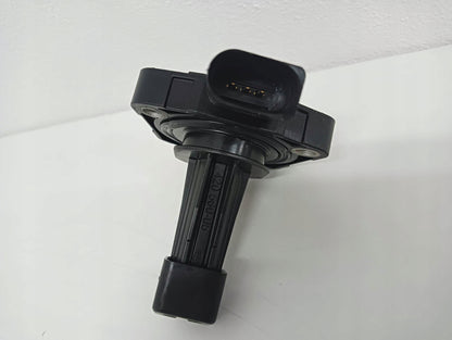 CZUJNIK POZIOMU OLEJU 03F907660E VW SKODA AUDI A3 8V A4 B8 A6 C7 1.8 2.0