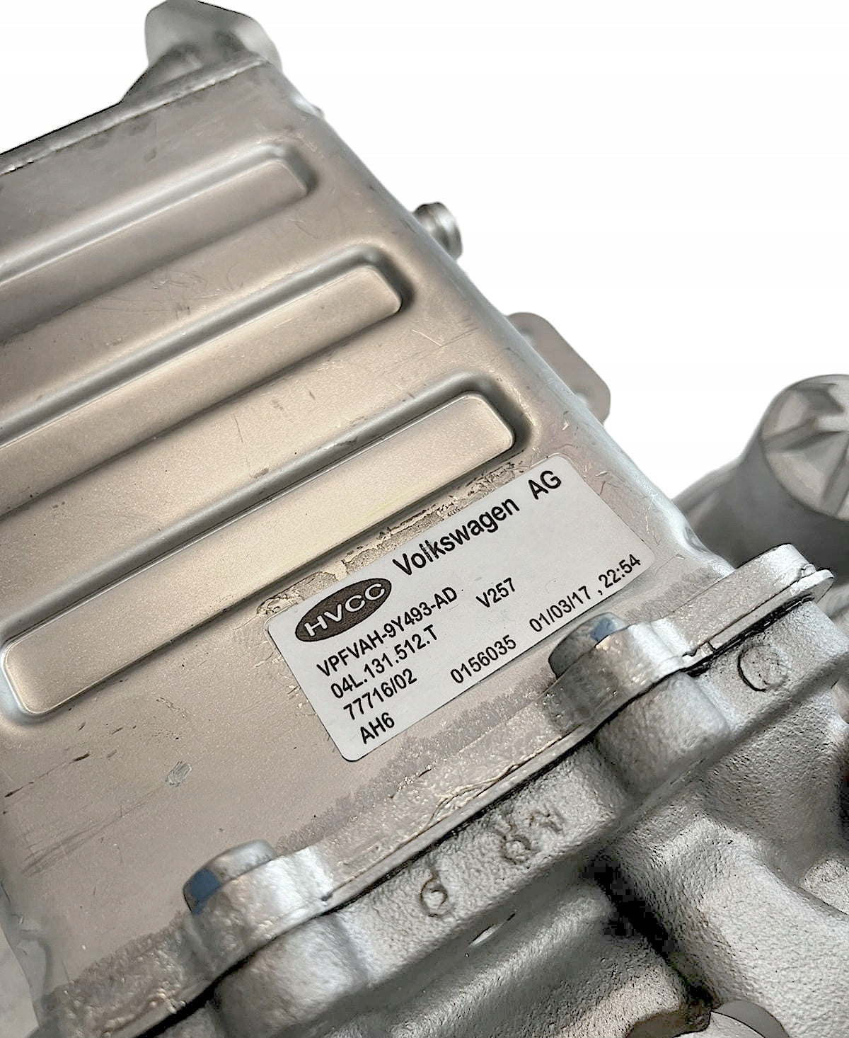 ORYGINALNA CHŁODNICZKA SPALIN EGR VW T6 2.0 TDI 04L131512T 04L131512CF