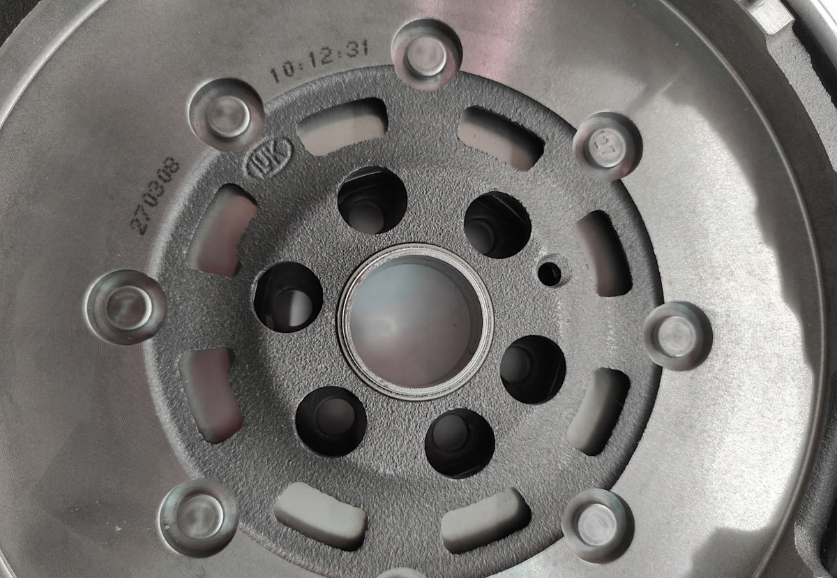 ORYGINALNE KOŁO DWUMASOWE 03G105266BA AUDI A3 GOLF V 5 1.9TDI BKC BLS BXE